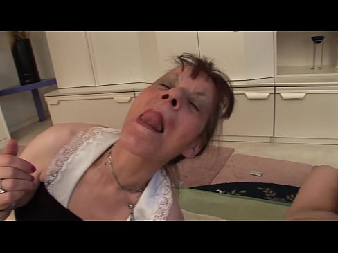 ❤️ Dua nenek dan satu kakek memiliki threesome ❤ Porn buatan sendiri di porno id.xxxpornolive.ru